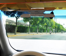 Load image into Gallery viewer, 2 in 1 Car Sun Visor Day Night HD Anti Glare Dazzling Goggle Driving Sunshade Mirror
